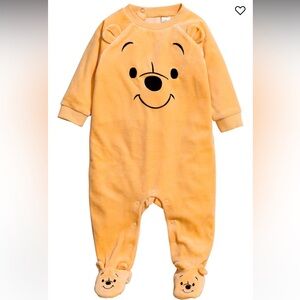 Winnie the Pooh velour H&M onesie 4-6 months